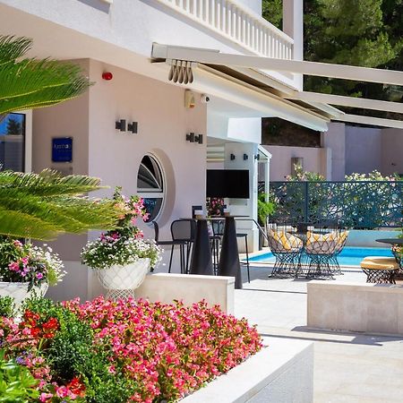 Tučepi Aparthotel Flora المظهر الخارجي الصورة