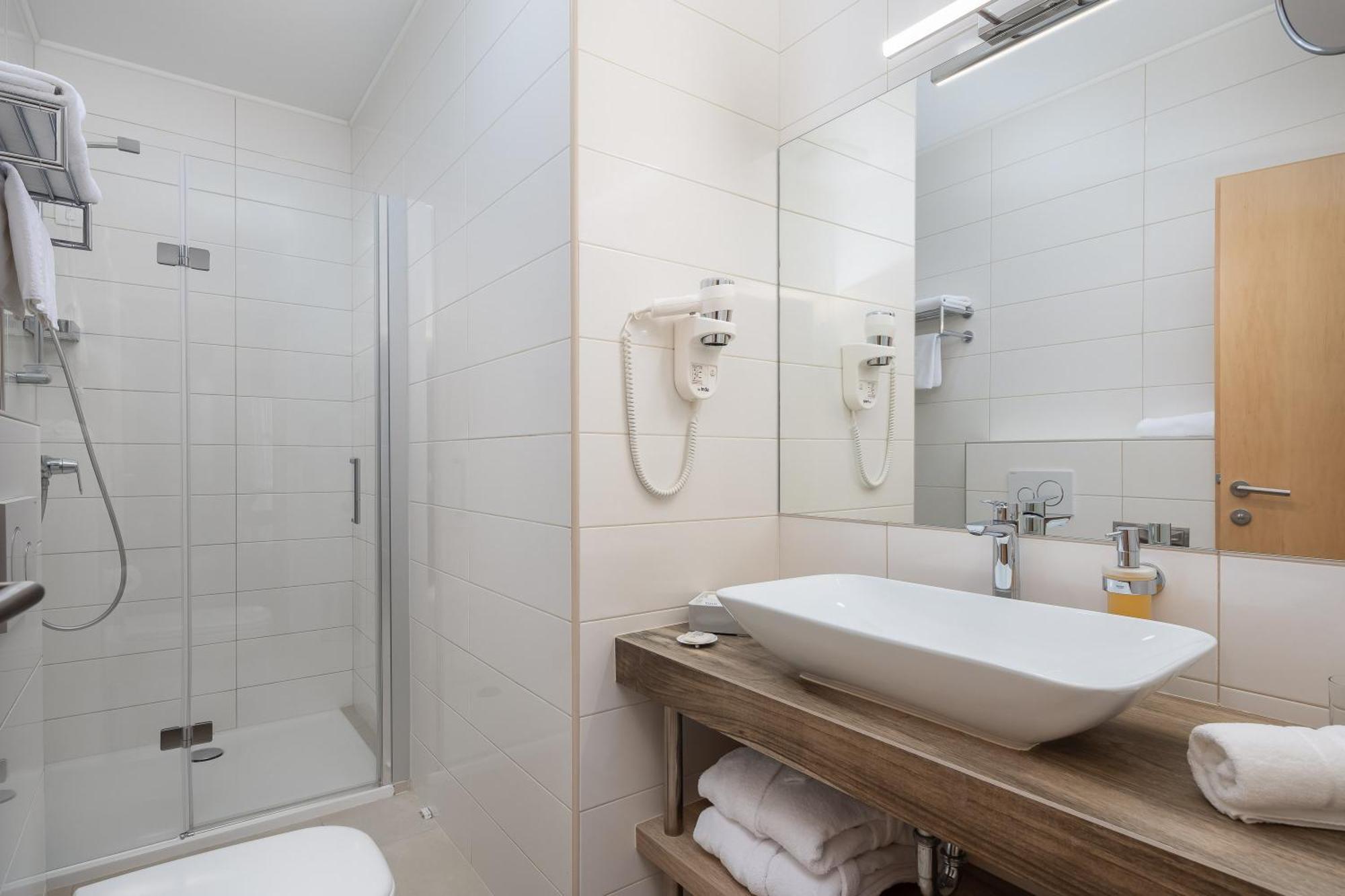 Tučepi Aparthotel Flora المظهر الخارجي الصورة