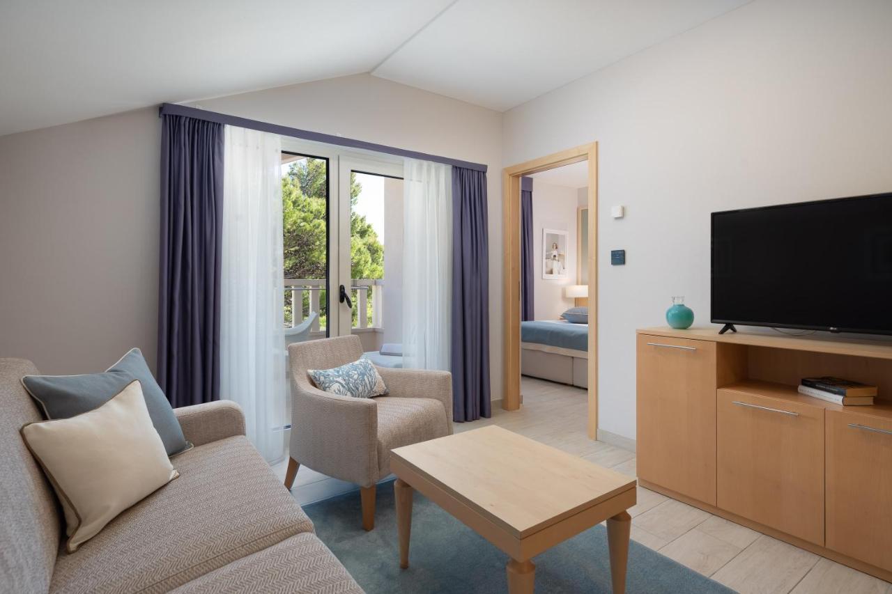 Tučepi Aparthotel Flora المظهر الخارجي الصورة