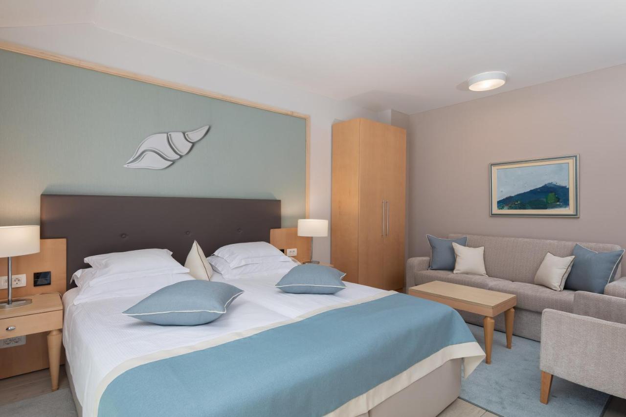 Tučepi Aparthotel Flora المظهر الخارجي الصورة