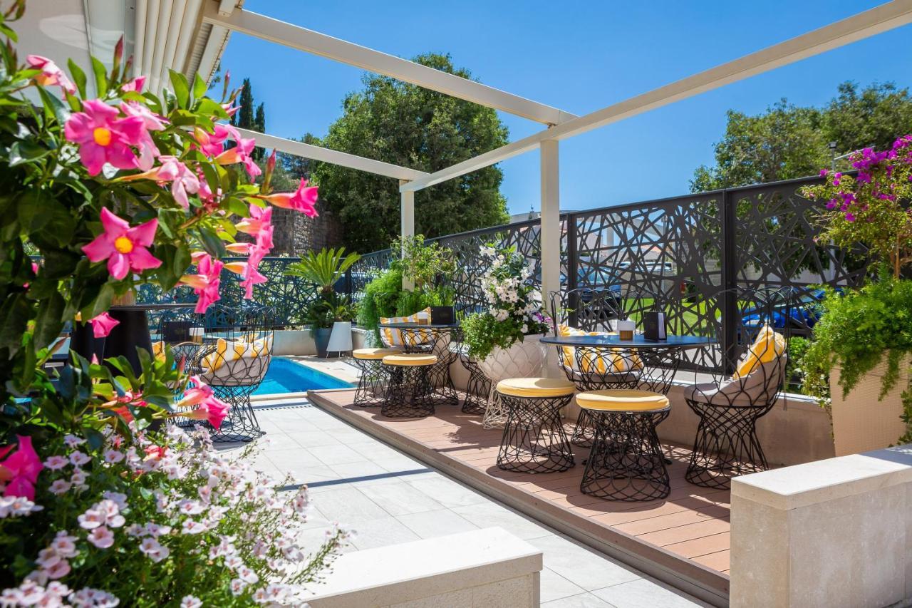 Tučepi Aparthotel Flora المظهر الخارجي الصورة