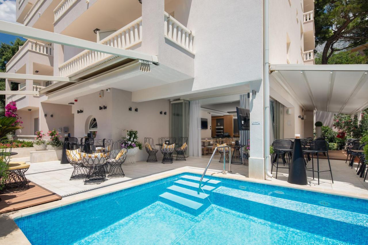 Tučepi Aparthotel Flora المظهر الخارجي الصورة