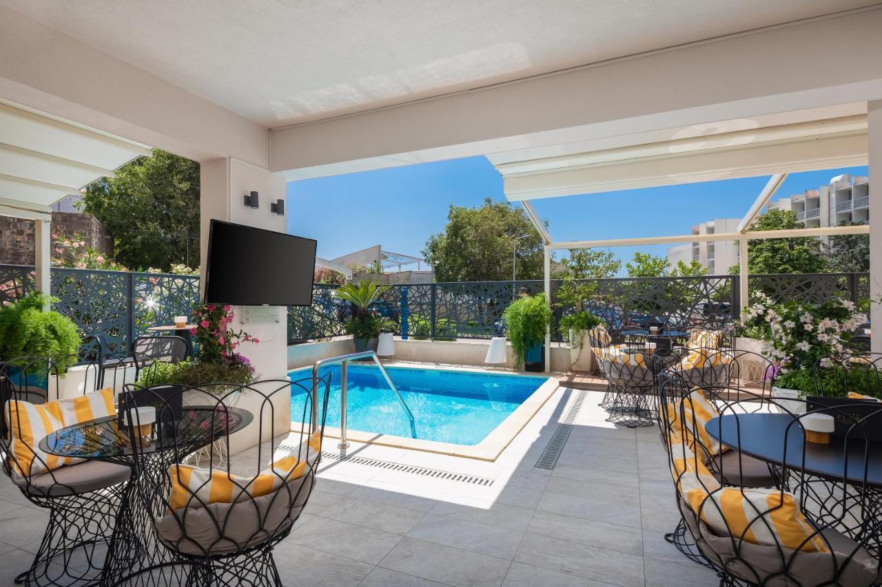 Tučepi Aparthotel Flora المظهر الخارجي الصورة