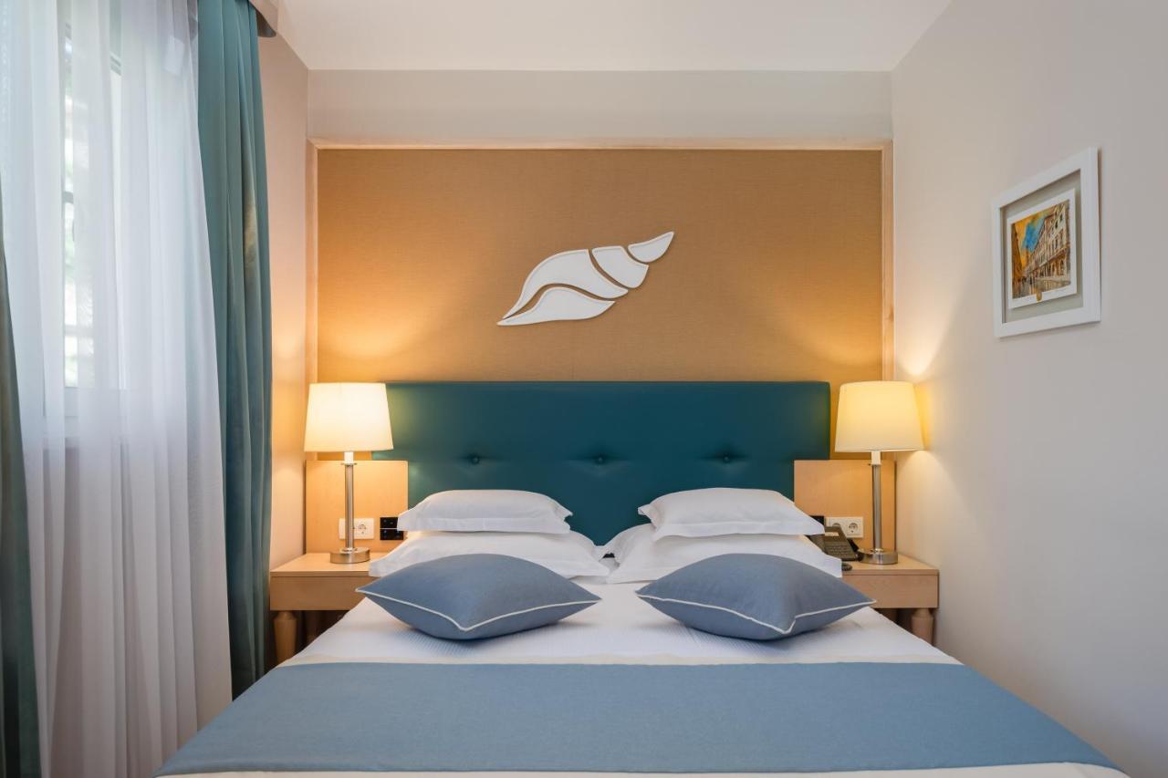 Tučepi Aparthotel Flora المظهر الخارجي الصورة